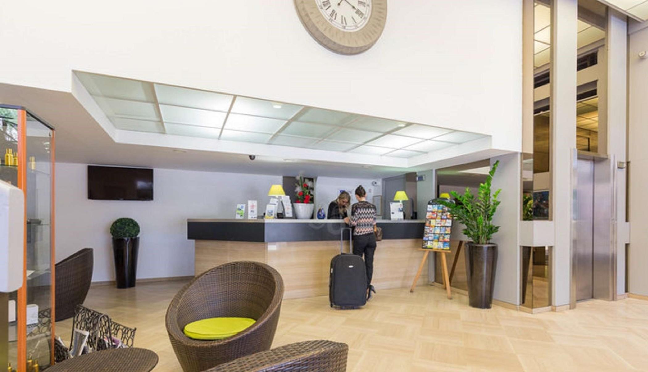 Hotel Le Noailles Nice Gare Esterno foto